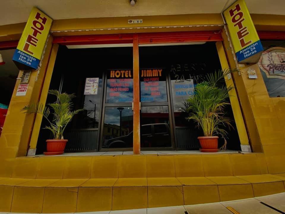 Hotel Jimmy Latacunga Exterior photo